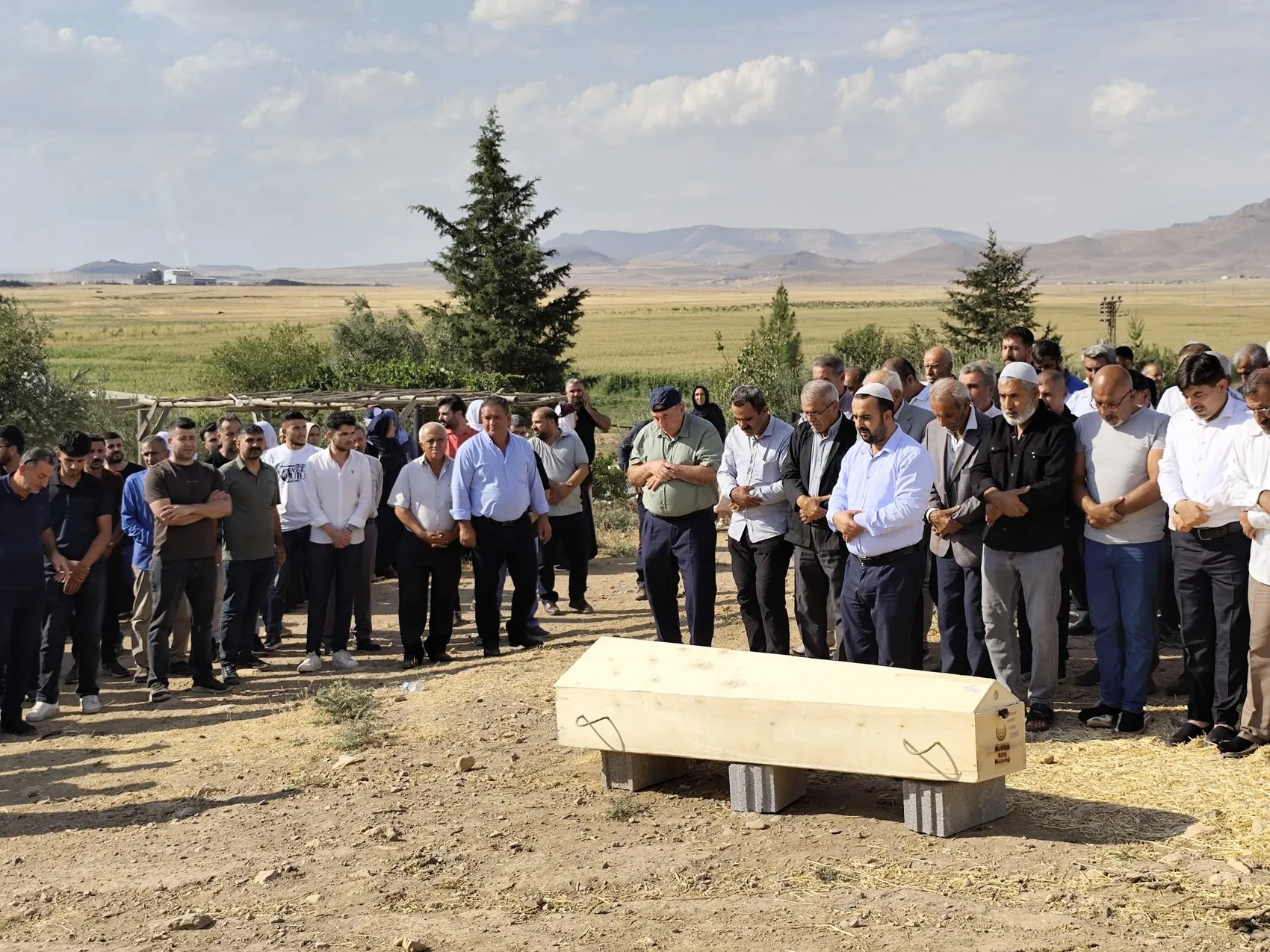 Mardin Derik ilçesinde kuzenini av tüfeğiyle vuran genç tutuklandı
