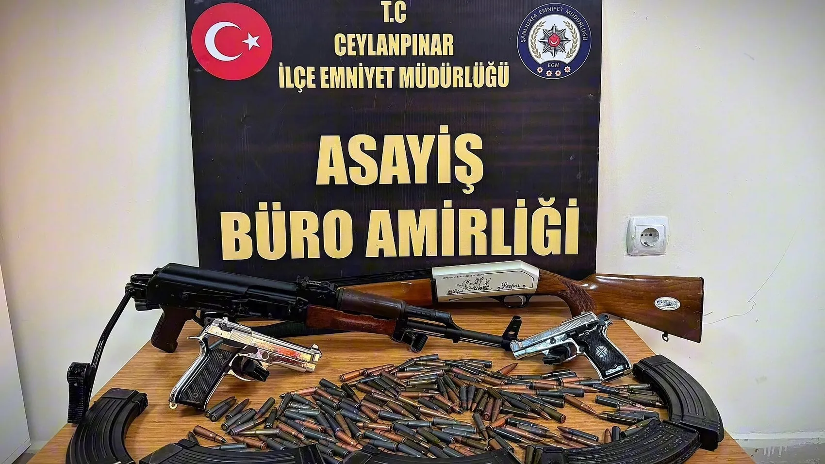 Şanlıurfa merkezli geniş çaplı silah kaçakçılığı operasyonunda 16 kişi yakalandı