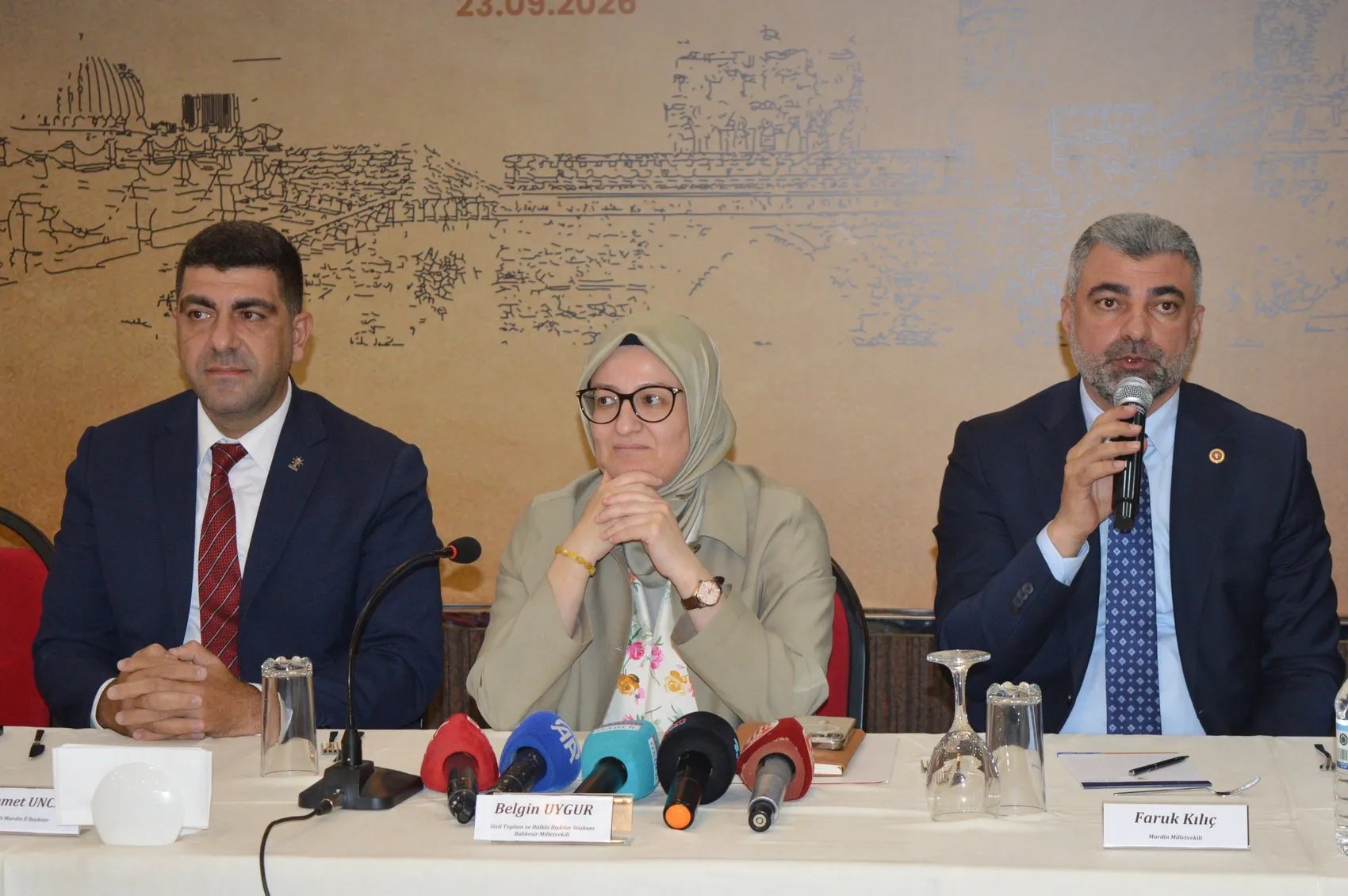 AK Parti Genel Başkan Yardımcısı Uygur Mardin'de yeni dönemi anlattı