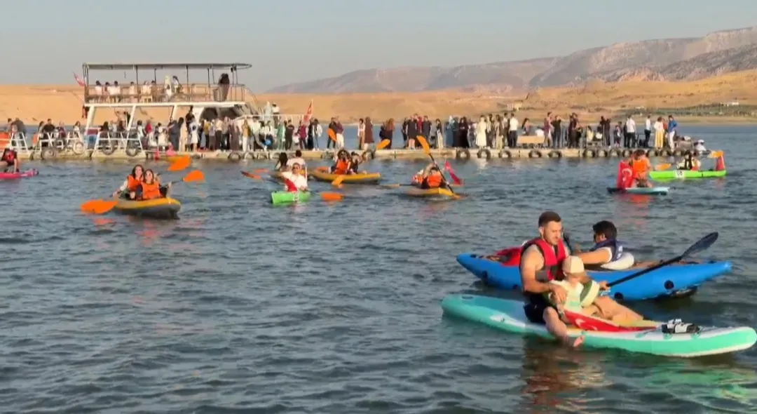 Hasankeyf 12 bin yıllık tarihinde su sporlarıyla şenlendi