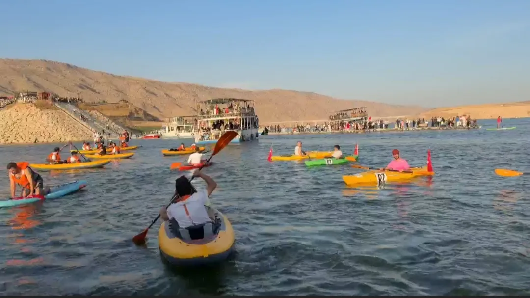 Hasankeyf 12 bin yıllık tarihinde su sporlarıyla şenlendi