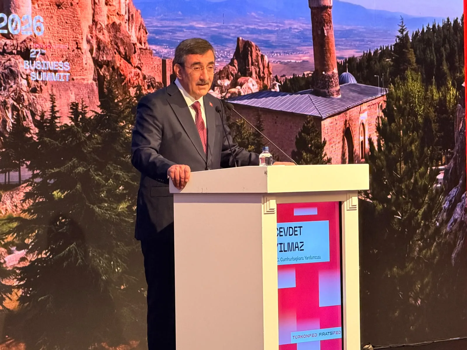 Cevdet Yılmaz: Ekonomimizin 2029 yılında yüzde 5 büyümesini öngörüyoruz