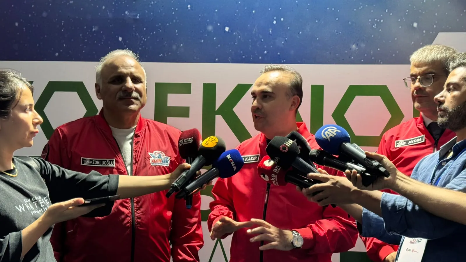 Bakan Kacır Diyarbakır'da TEKNOFEST heyecanını gençlerle paylaştı