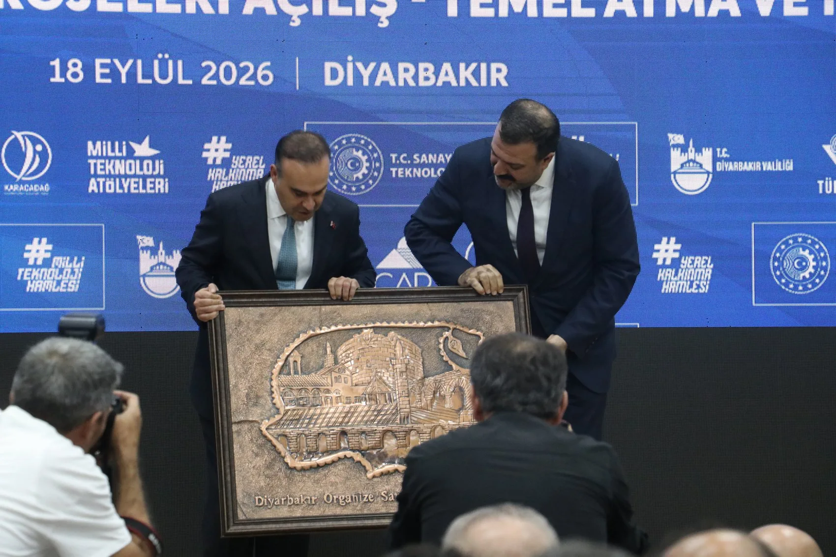 Bakan Kacır Diyarbakır için 20 yeni yatırım projesini başlattı