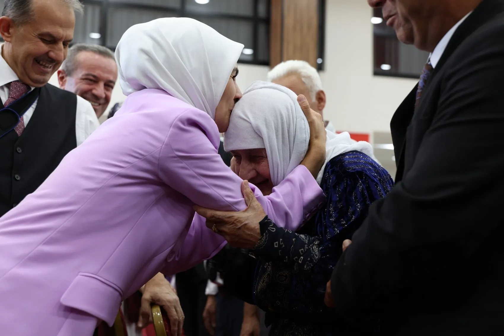 Bakan Göktaş Hakkari'de Terörsüz Türkiye Hedefini Anlattı