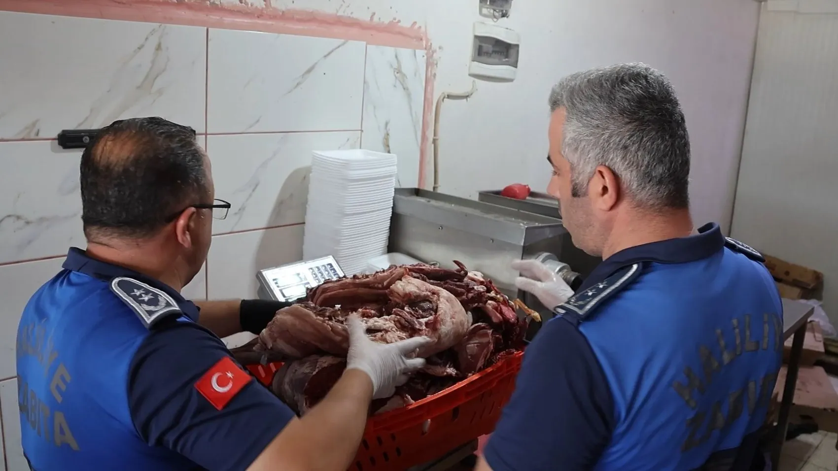 Şanlıurfa'da kasap denetiminde 315 kilo sağlıksız et yakalandı