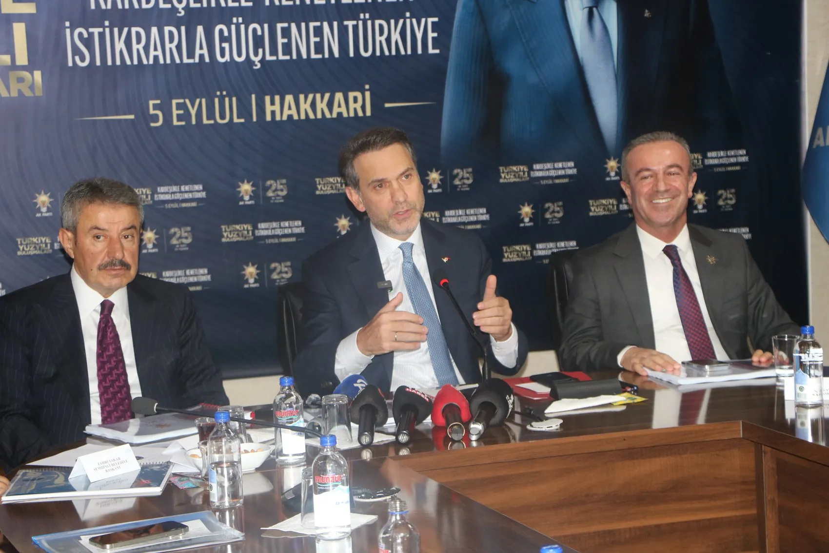 Bakan Bayraktar Hakkari'nin madencilikle yeni bir döneme gireceğini açıkladı