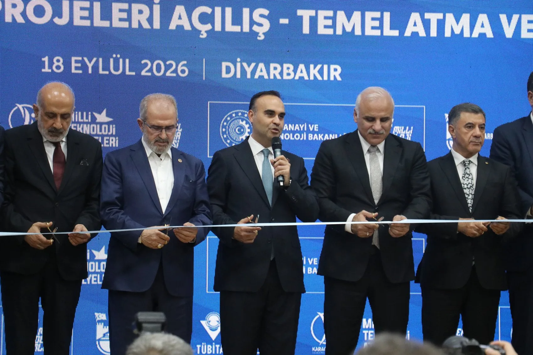 Bakan Kacır Diyarbakır için 20 yeni yatırım projesini başlattı