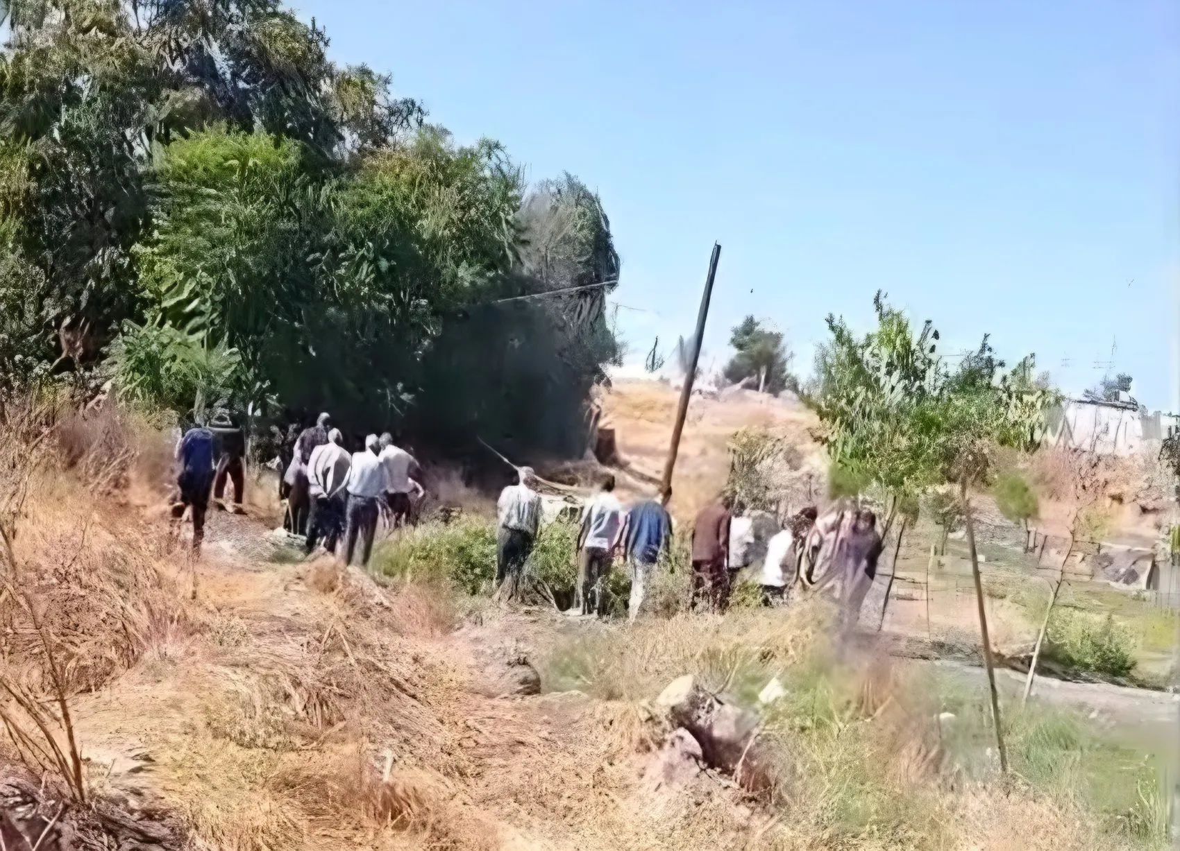 Diyarbakır'da sokak ortasında silahlı saldırı sonucu bir kişi hayatını kaybetti