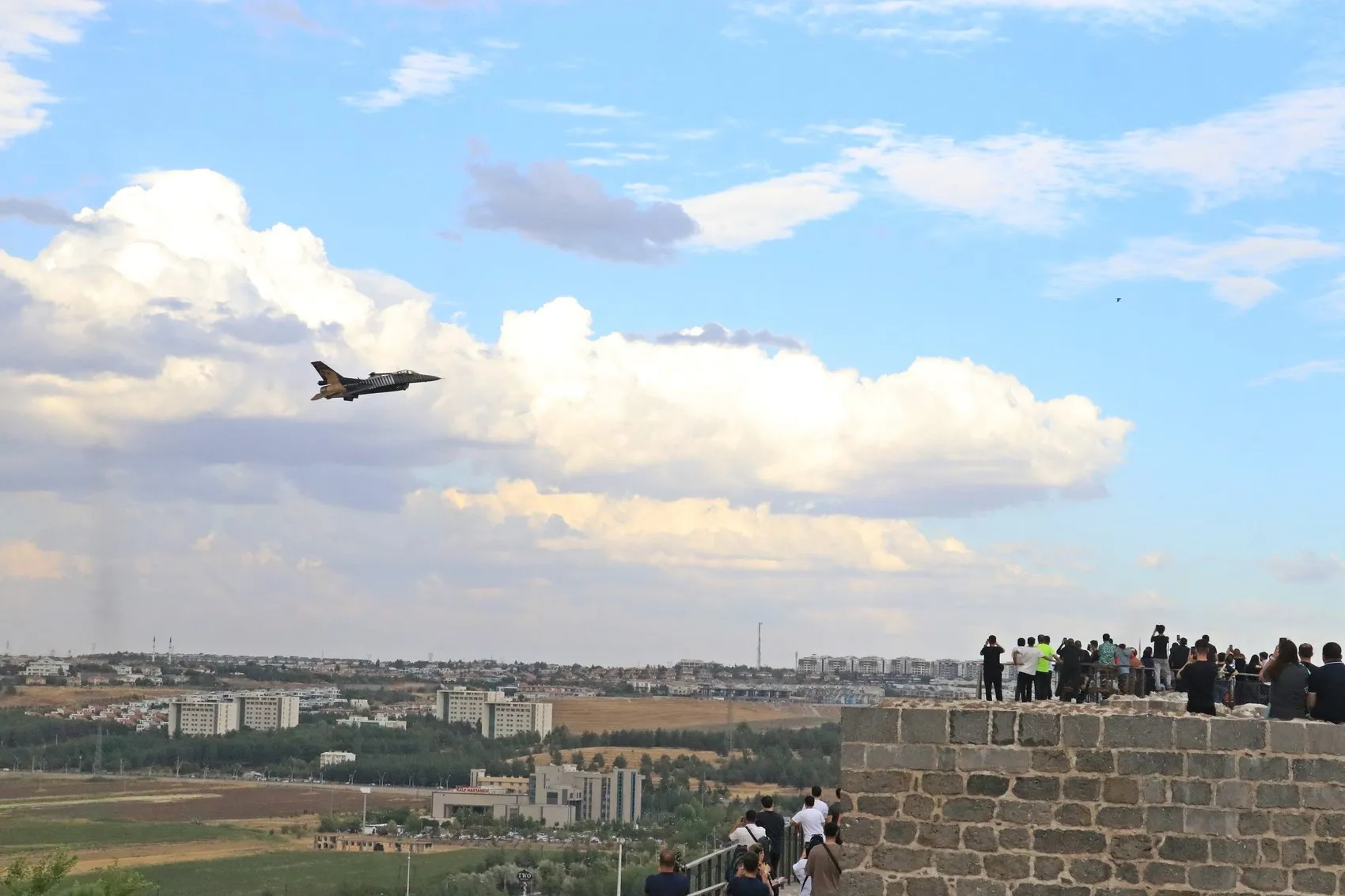 SOLOTÜRK Diyarbakır semalarında nefes kesen bir prova gerçekleştirdi