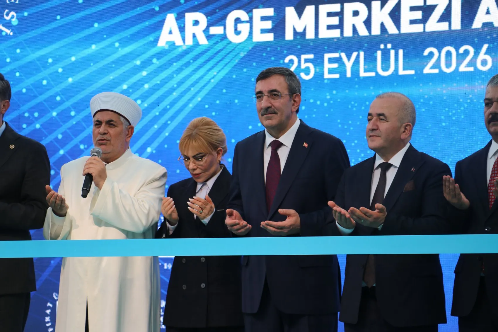 Elazığ'da yeni AR-GE merkezi bilim dünyasına kapılarını açtı