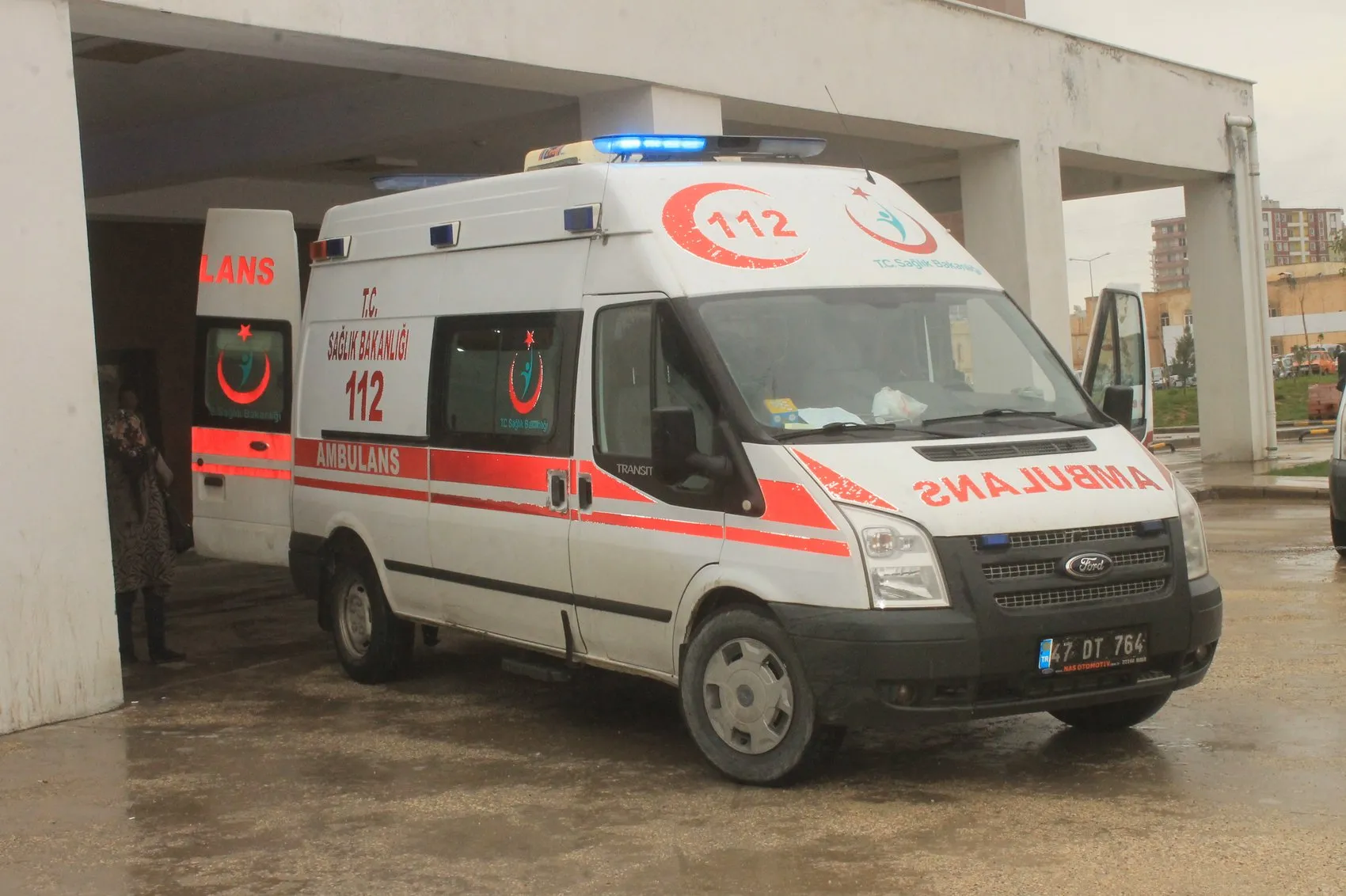 Mardin Midyat yolunda minibüs kazası sonucu sekiz kişi yaralandı