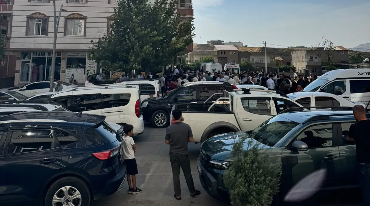 Batman Kozluk'ta bir baba eşini ve iki çocuğunu öldürüp intihar etti