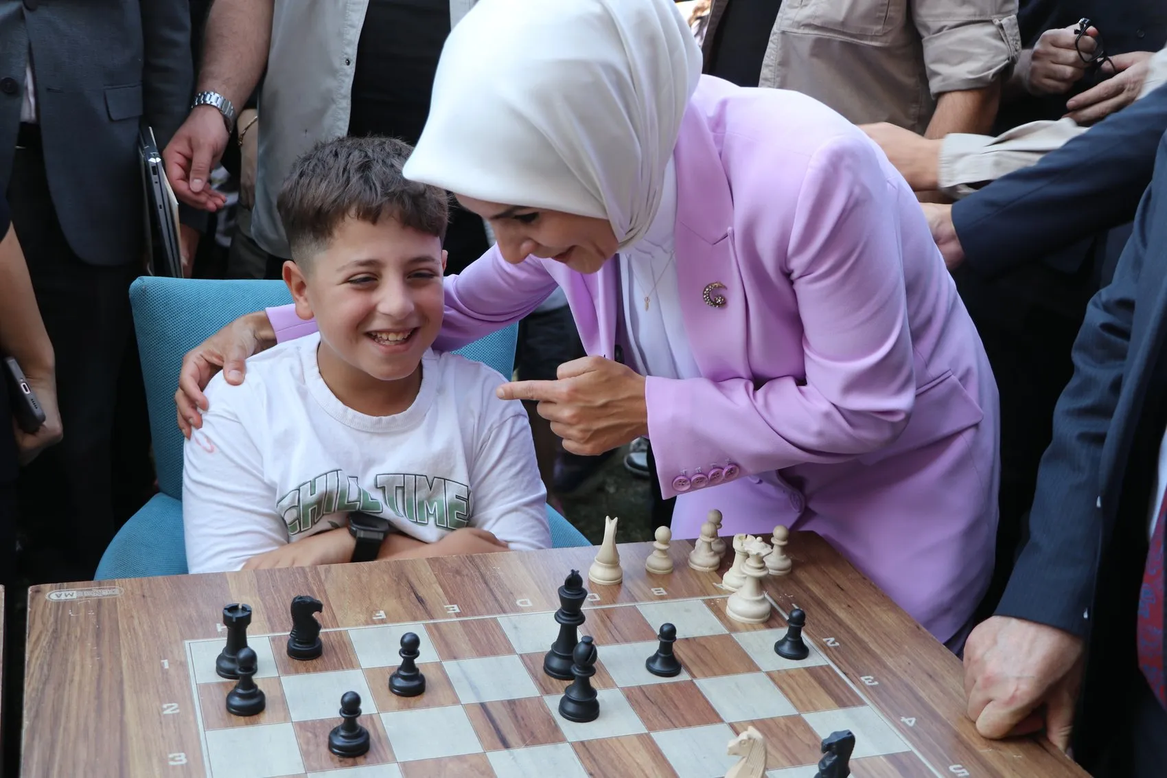 Bakan Göktaş Hakkari'de ailelerin huzuru için yeni hedeflerini açıkladı