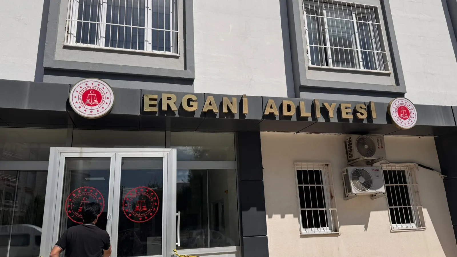 Öğretmen cinayeti sanığı 6 milyon liralık borç tartışmasını gerekçe gösterdi