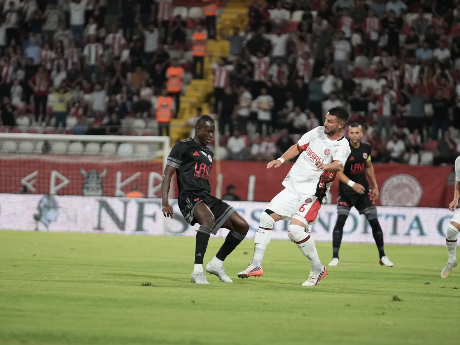 Batman Petrolspor evinde gol düellosunu kazandı