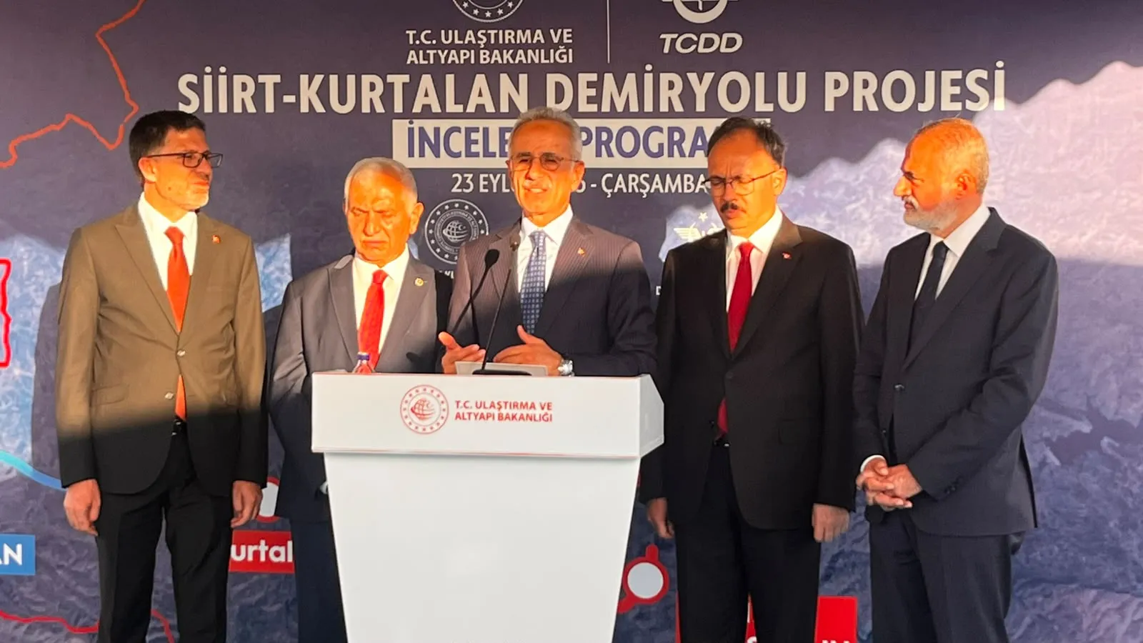 Siirt Kurtalan demiryolu projesinde çalışmalar hızla ilerliyor