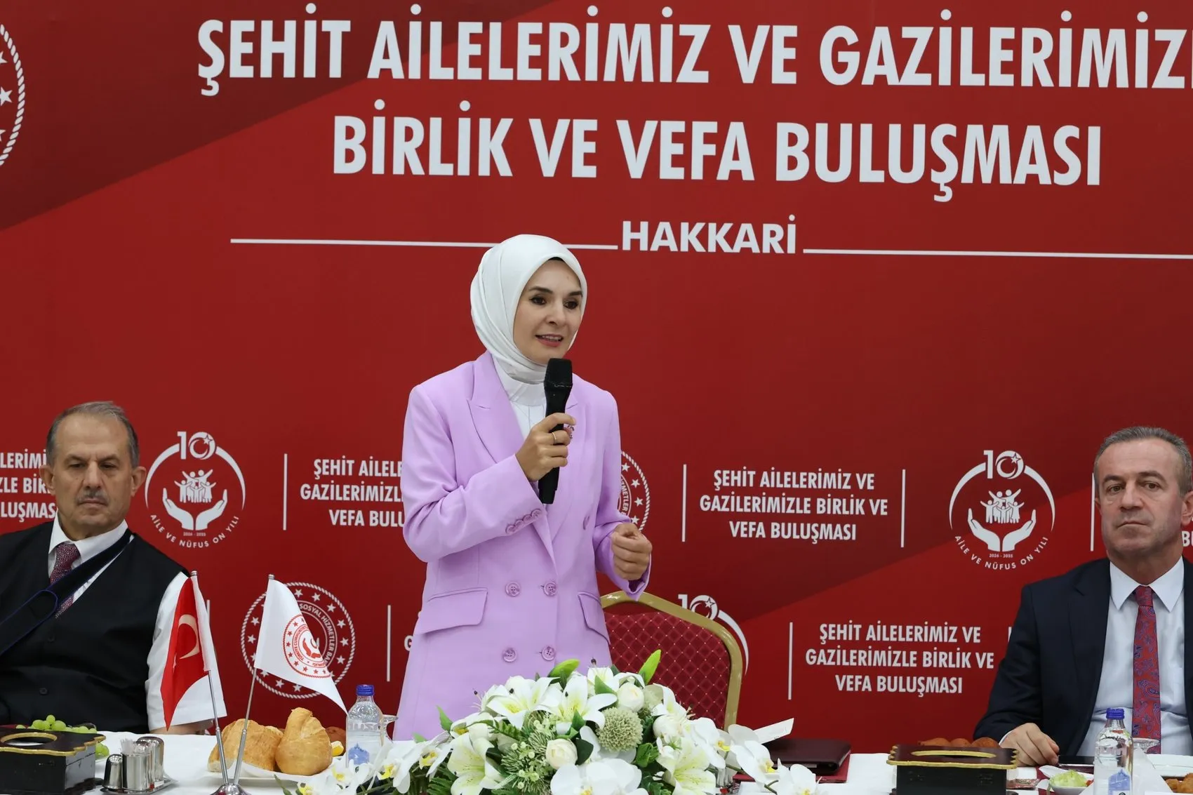 Bakan Göktaş Hakkari'de Terörsüz Türkiye Hedefini Anlattı