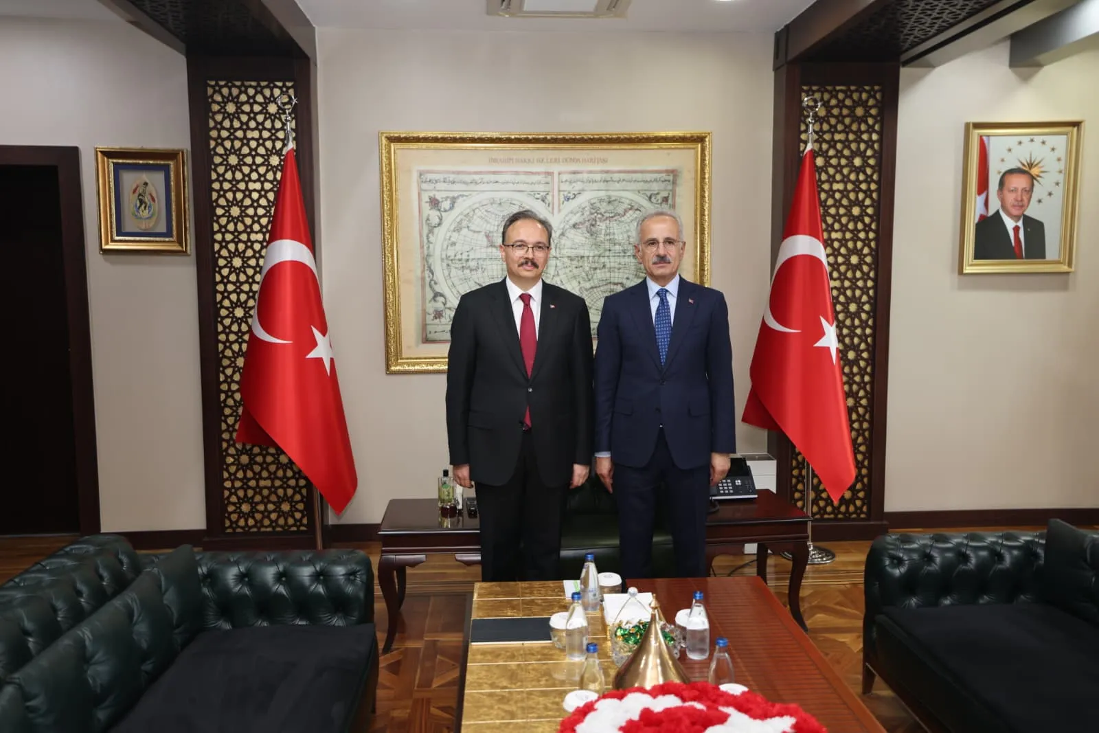 Ulaştırma Bakanı Uraloğlu Siirt'te ulaşım projelerini ve hedefleri açıkladı