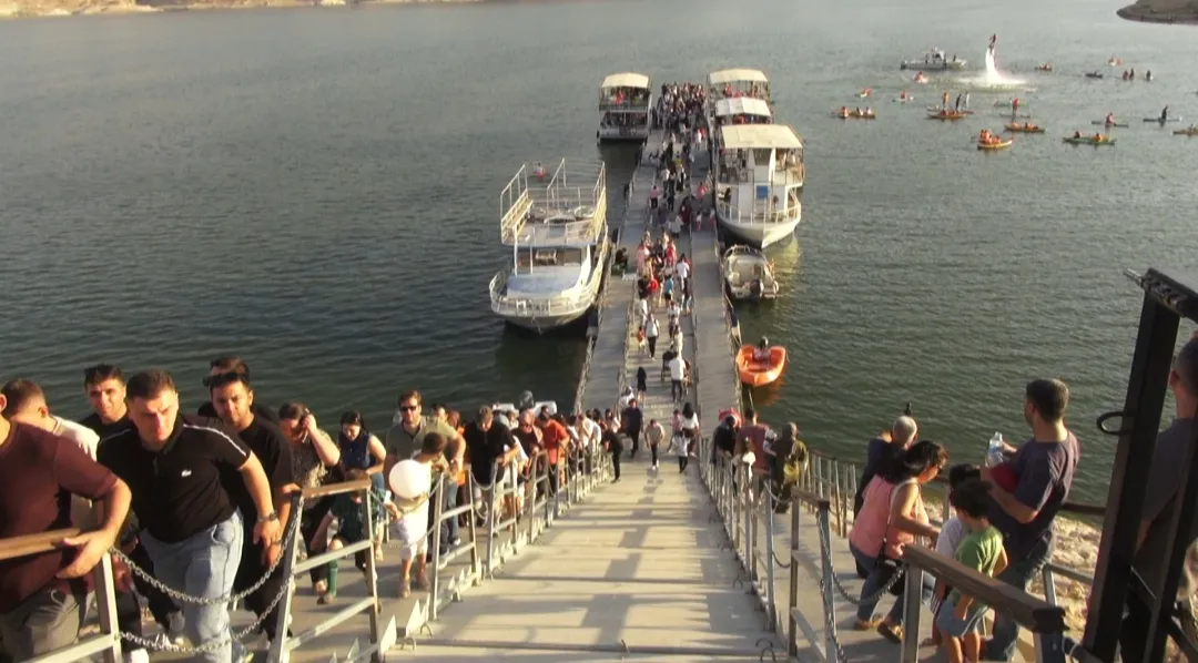Hasankeyf 12 bin yıllık tarihinde su sporlarıyla şenlendi