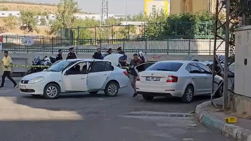 Şanlıurfa'da sokak ortasında silahlı çatışma: 2 yaralı