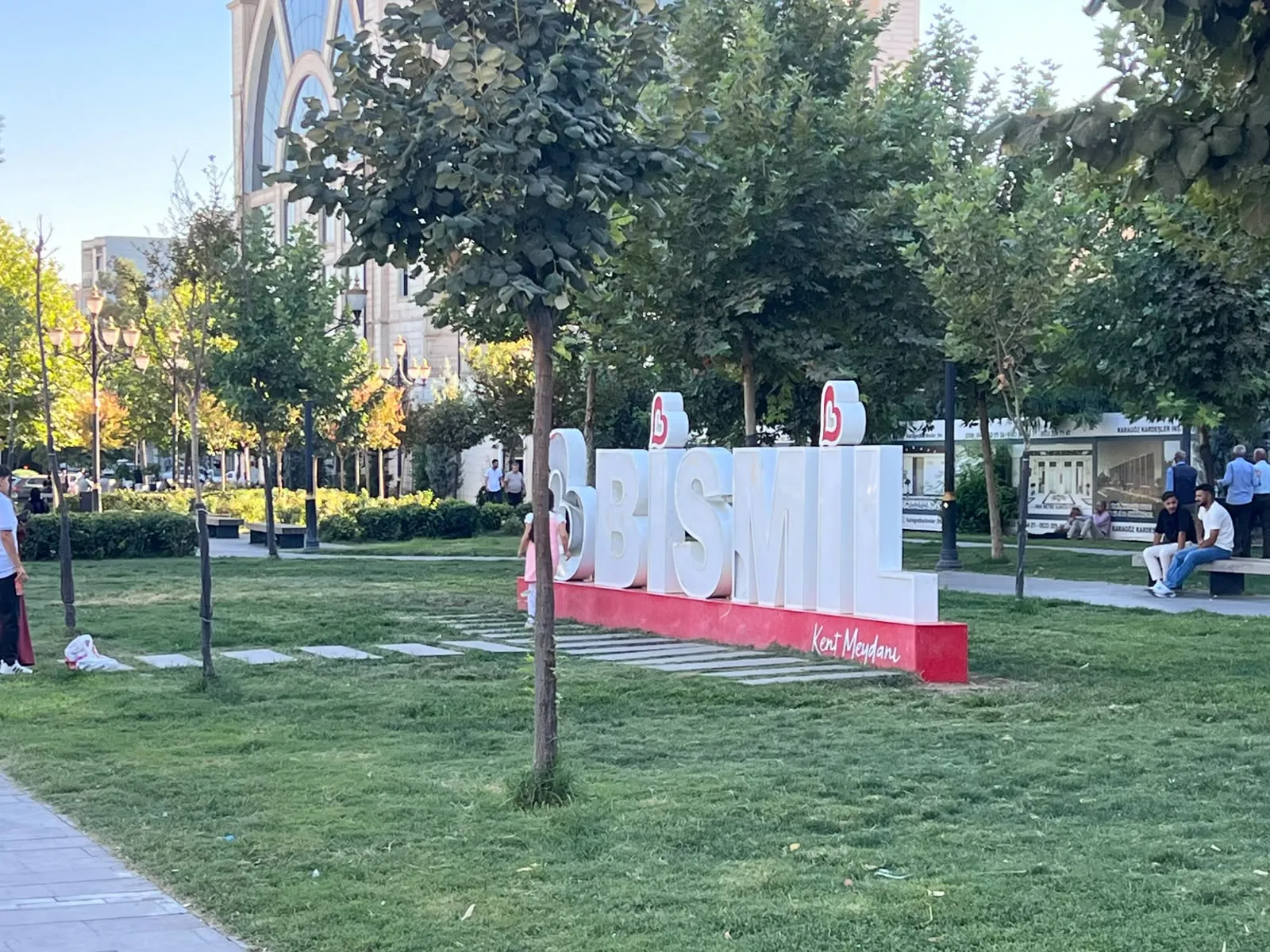 Bismil'de parktaki açık elektrik kablosu dört yaşındaki çocuğu yaraladı