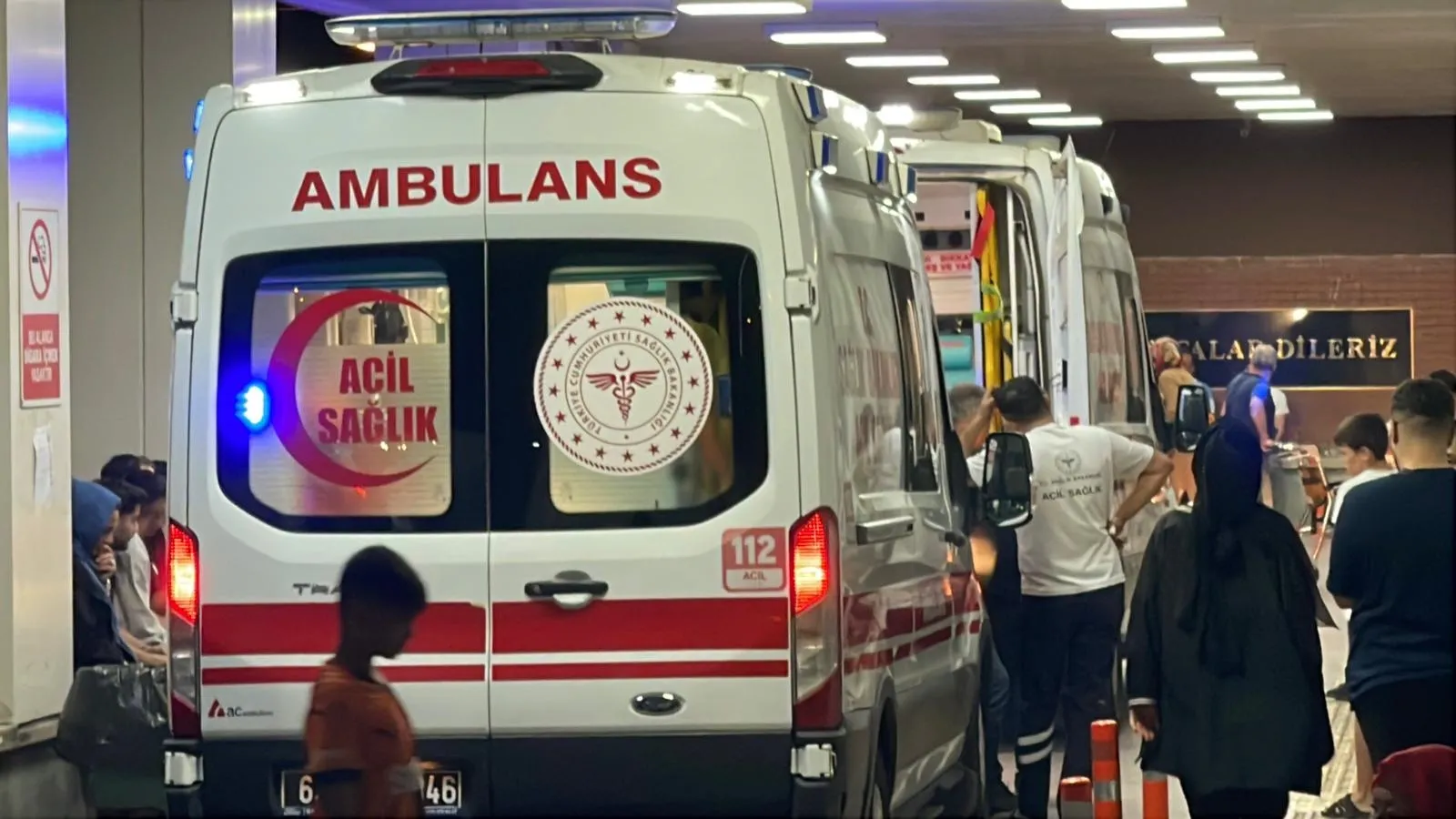 Şanlıurfa'da tarım işçilerini taşıyan minibüs kanala uçtu 19 kişi yaralandı