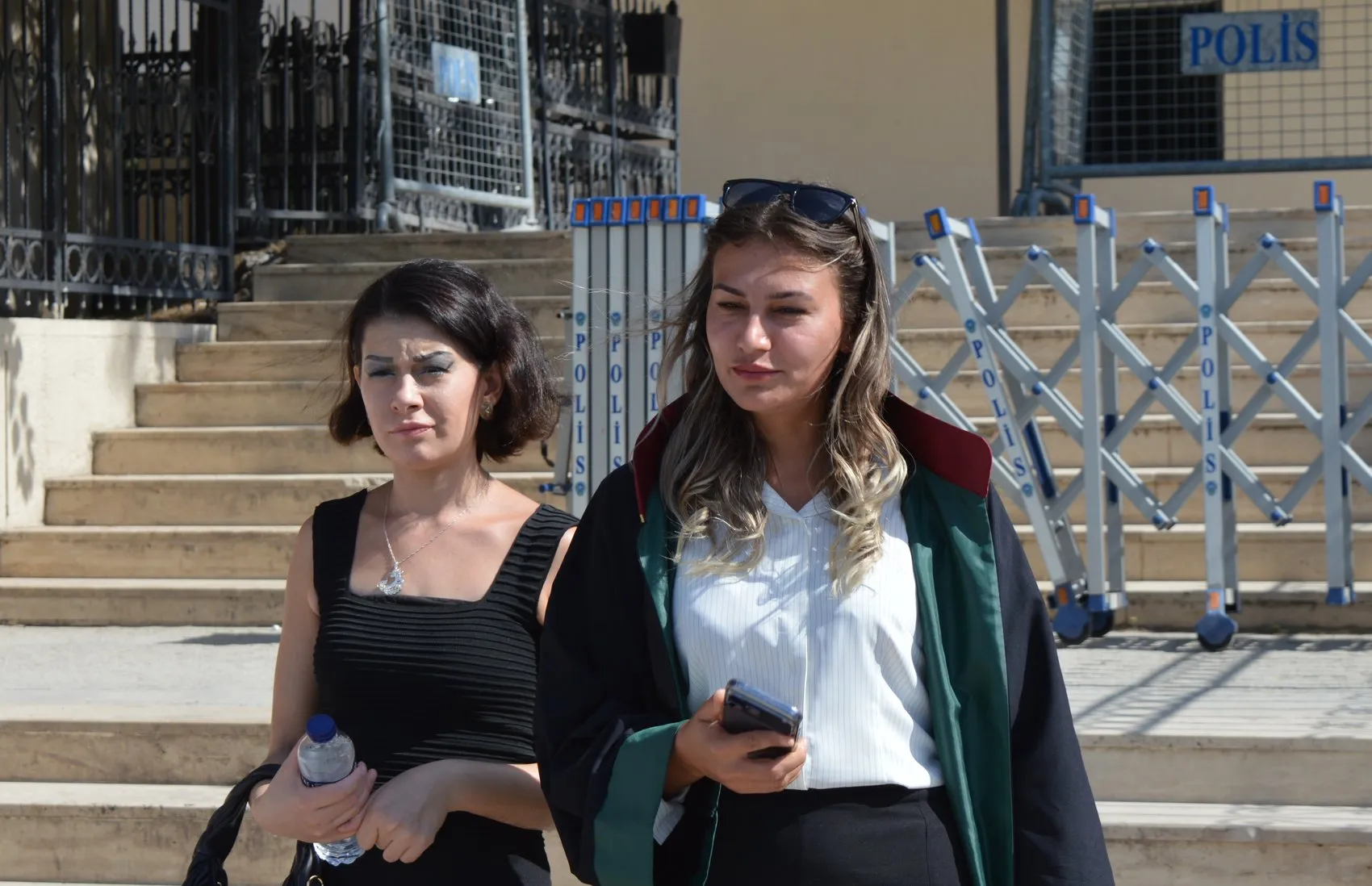 Mardinli Marilyn Monroe lakaplı Melek Karahan ilk duruşmada tahliye edildi