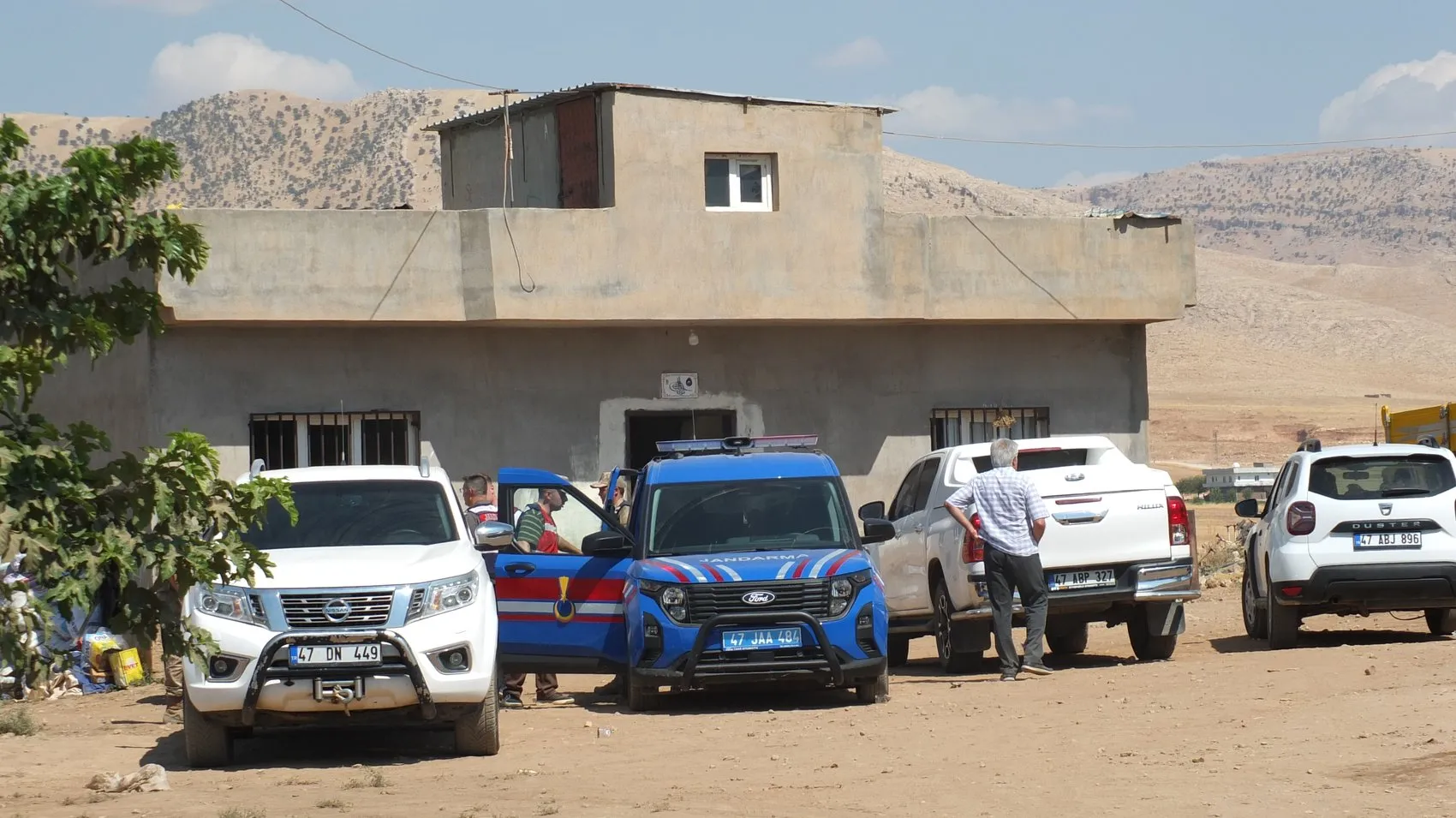 Mardin Derik ilçesinde kuzenini av tüfeğiyle vuran genç tutuklandı