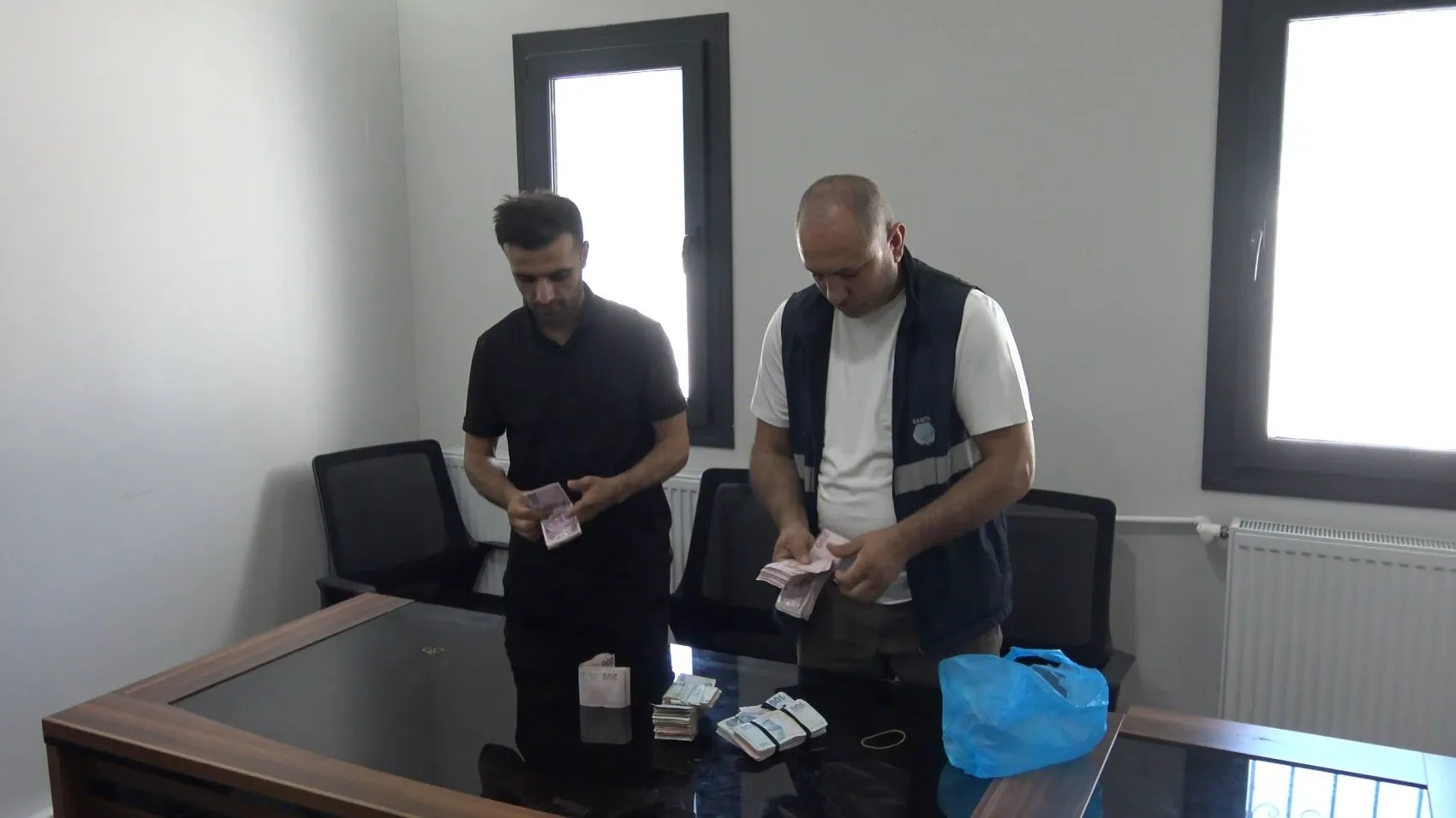 Şanlıurfa'da dilencilik yapan şahsın üzerinden servet çıktı