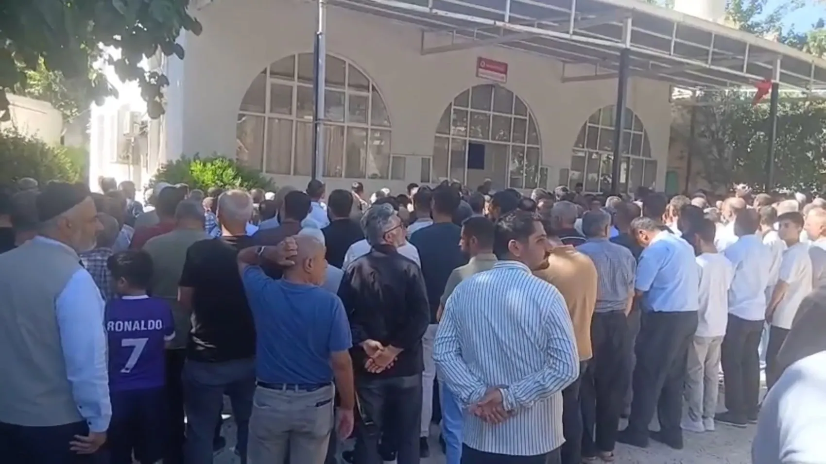 Taziye dönüşü yaşanan feci kazada hayatını kaybeden Çerçi ailesi toprağa verildi