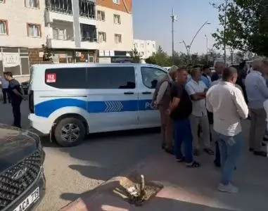 Batman Kozluk'ta bir baba eşini ve iki çocuğunu öldürüp intihar etti