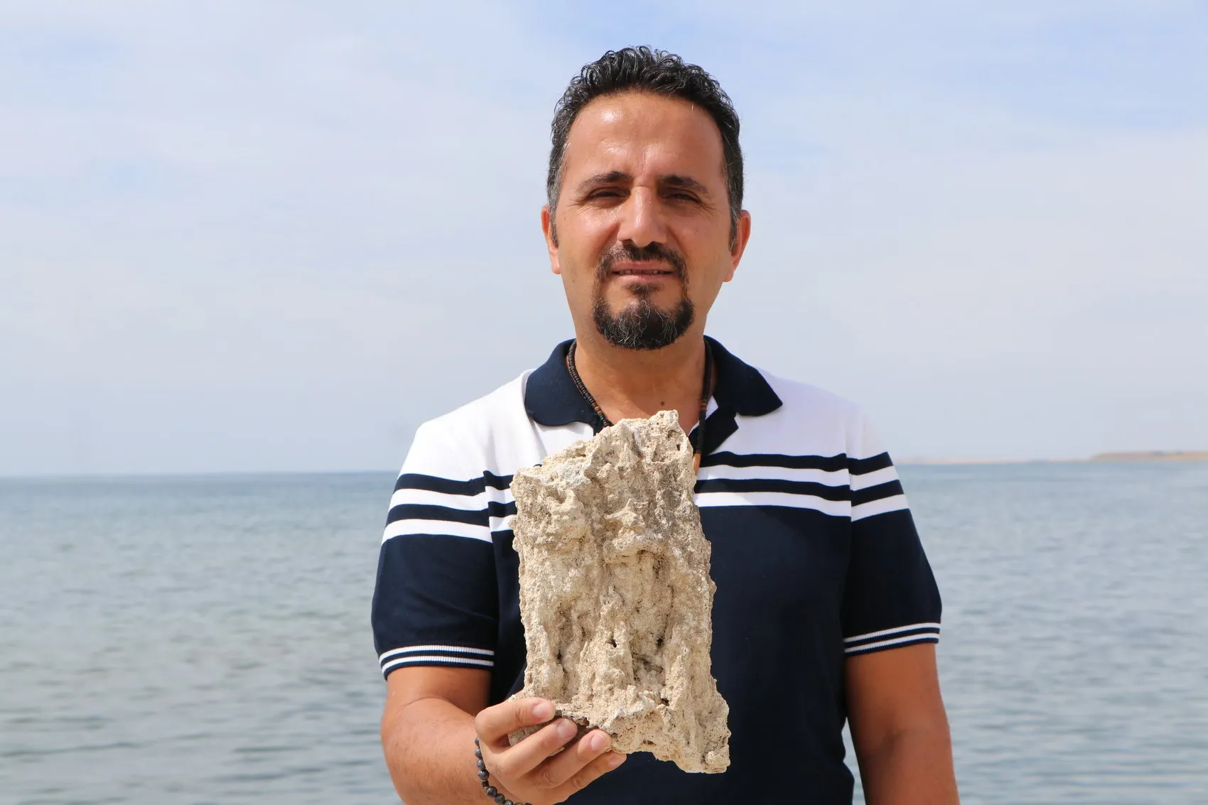 Van Gölü'ndeki dev mikrobiyalitlerin sırrı uluslararası ekiple araştırılacak