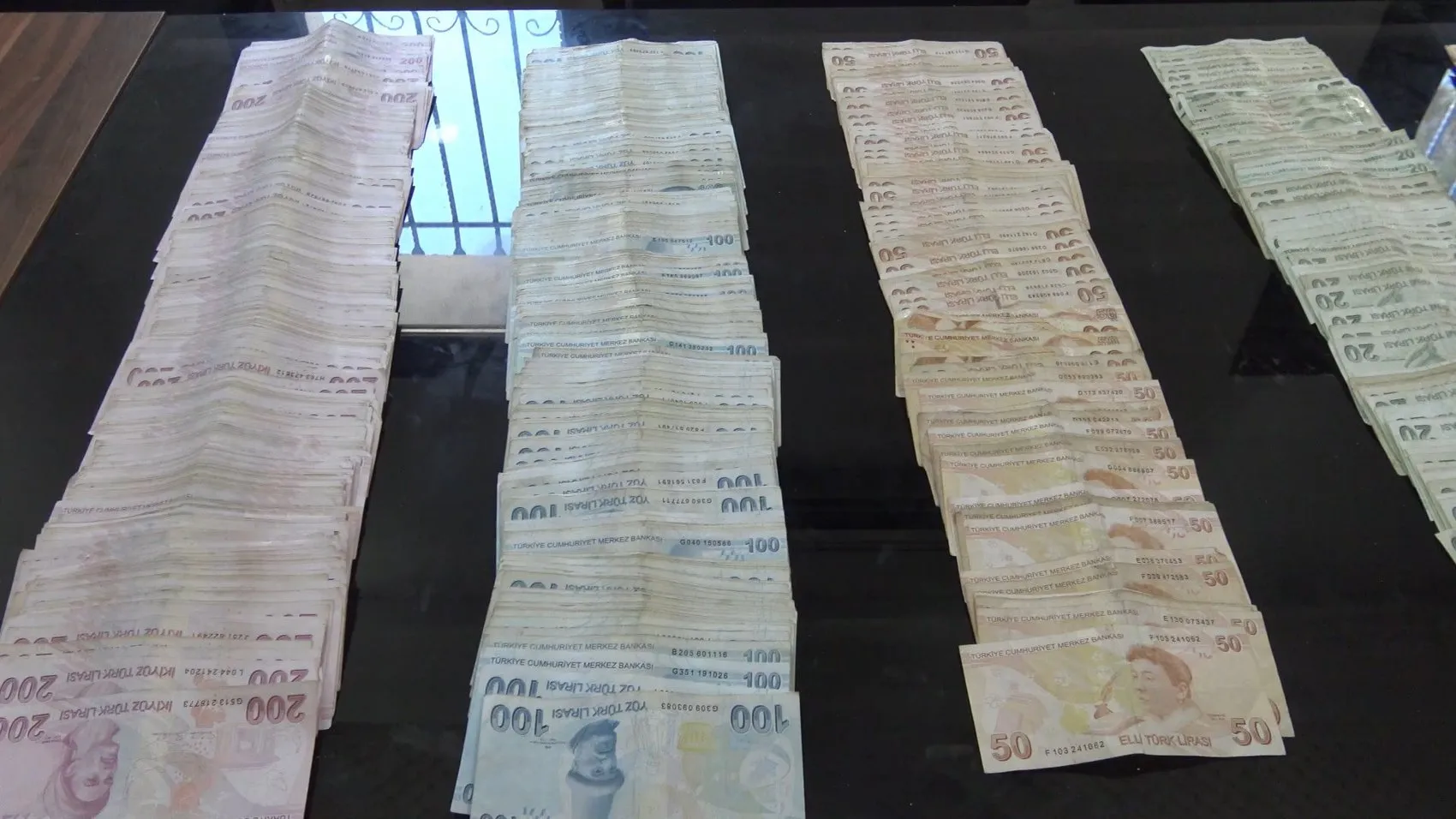 Şanlıurfa'da dilencilik yapan şahsın üzerinden servet çıktı