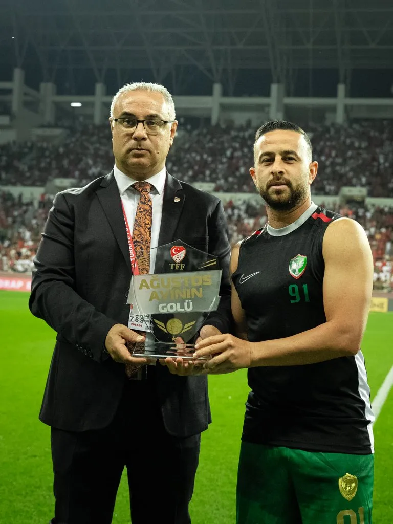 Dia Saba'nın Erzurumspor'a attığı gol ağustos ayının en iyisi seçildi