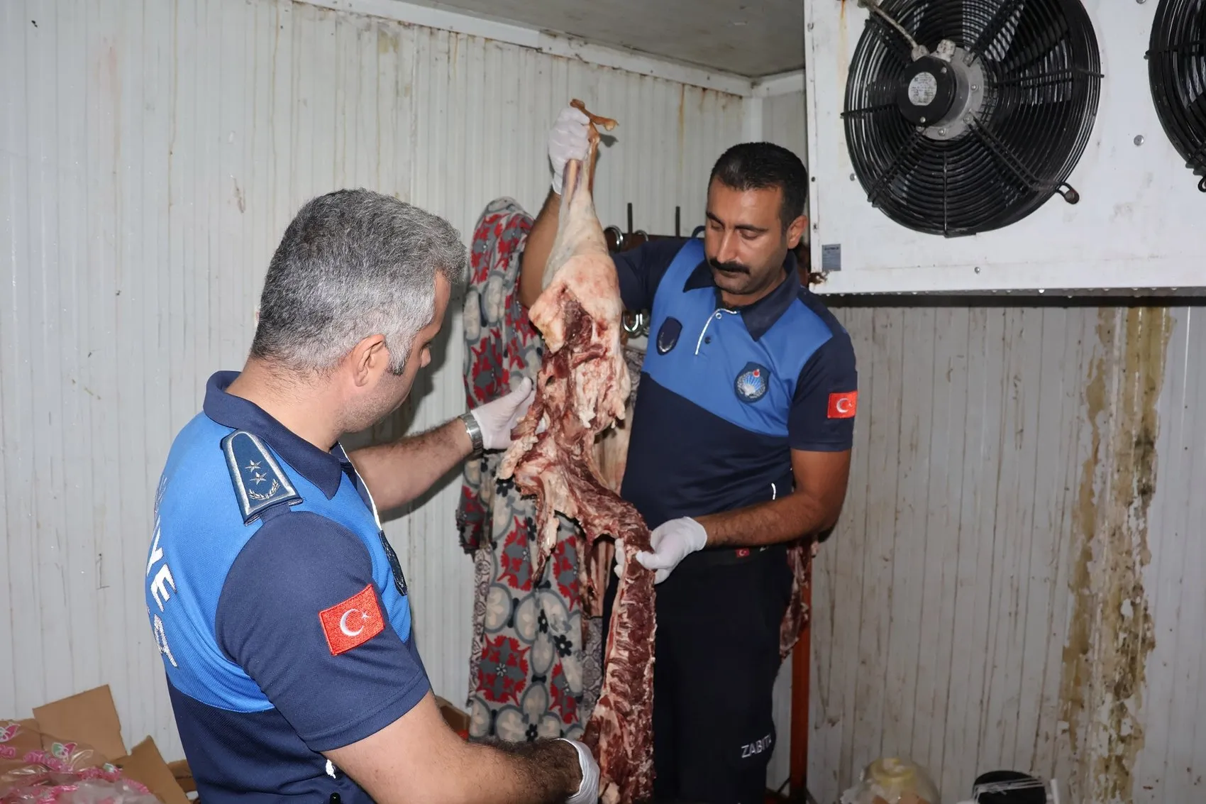 Şanlıurfa'da kasap denetiminde 315 kilo sağlıksız et yakalandı