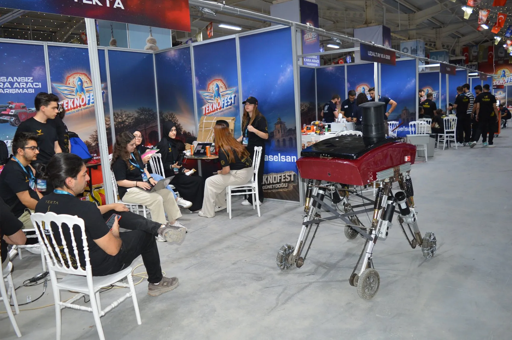 Mardin'de TEKNOFEST İnsansız Kara Aracı Yarışması başladı