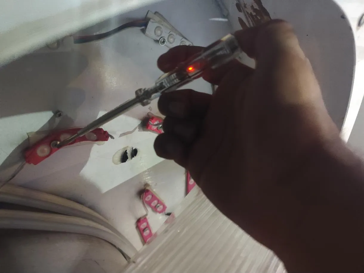Bismil'de parktaki açık elektrik kablosu dört yaşındaki çocuğu yaraladı